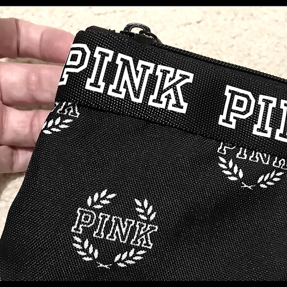 🆕PINK WEEKENDER SUPER CUTE&VERY SPACIOUS&DEEP BLACK&WHTE OVERNIGHT/CARRY ON ✈️ - Picture 2 of 14